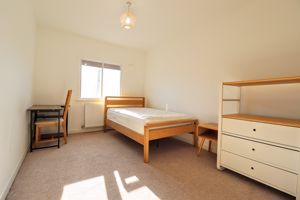 Bedroom - click for photo gallery